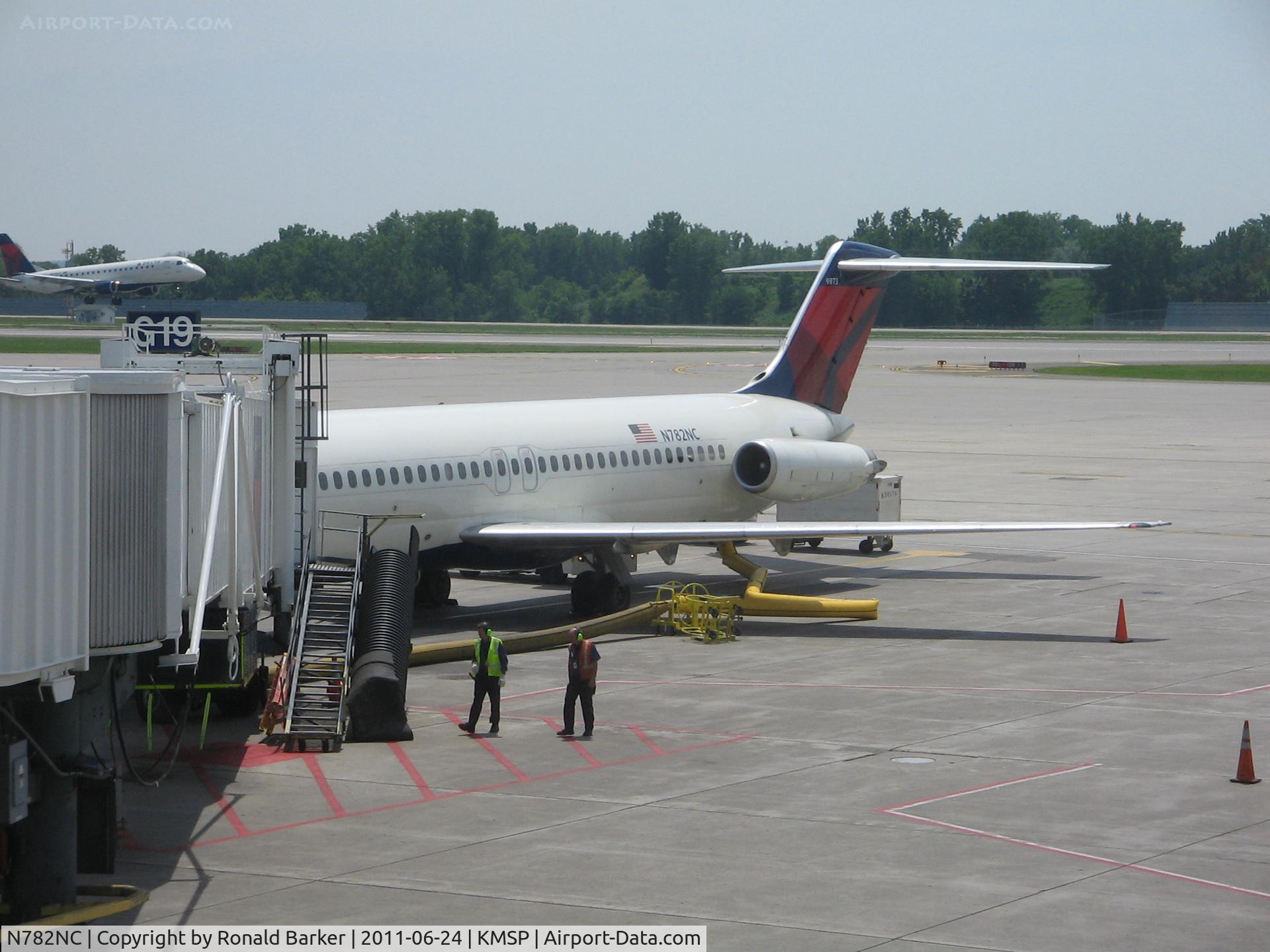N782NC, 1980 McDonnell Douglas DC-9-51 C/N 48107, MN-St Paul