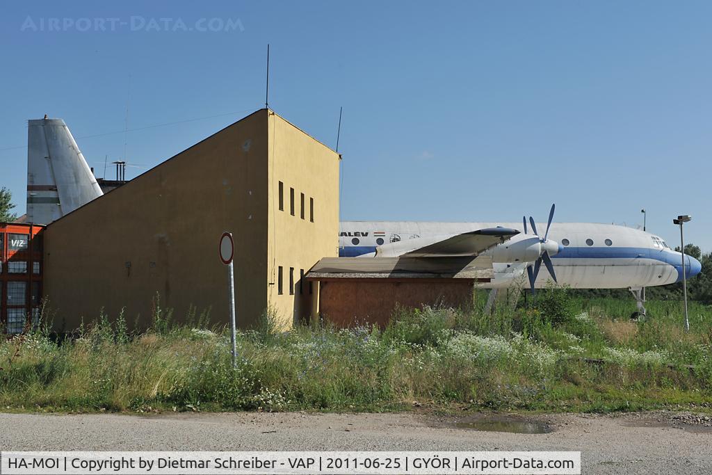 HA-MOI, Ilyushin Il-18D C/N 187010002, ex Malev Ilyushin 18