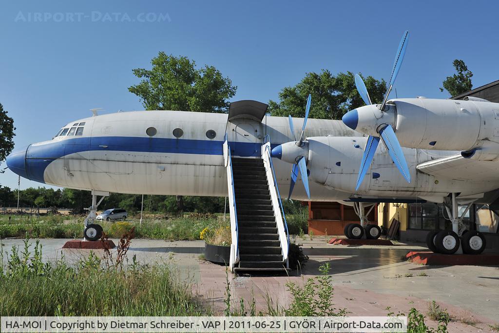 HA-MOI, Ilyushin Il-18D C/N 187010002, ex Malev Ilyushin 18
