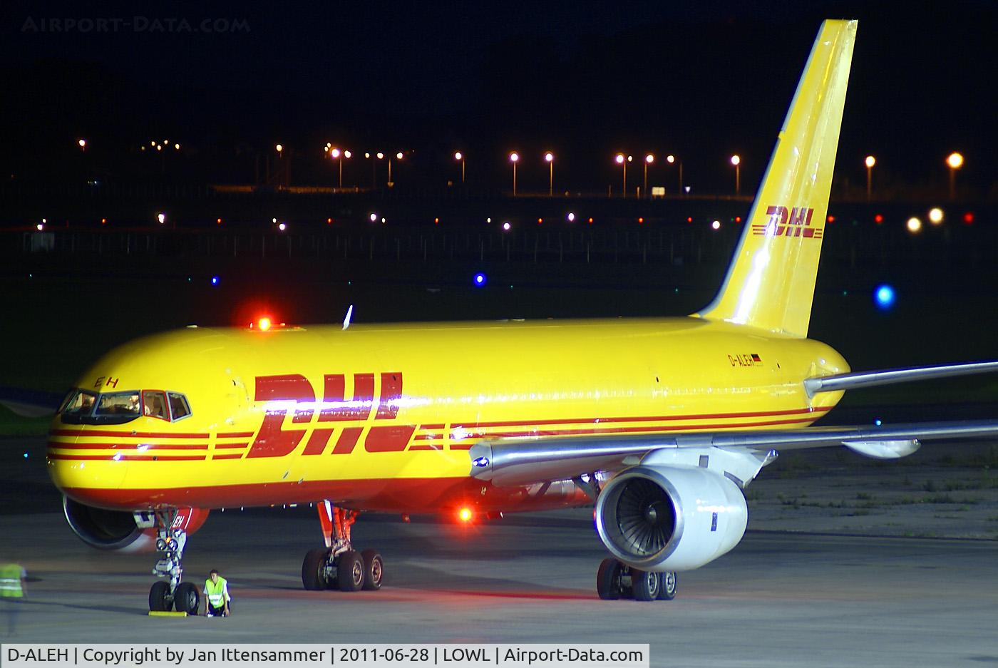 D-ALEH, 1986 Boeing 757-236/SF C/N 23492, D-ALEH @ LOWL