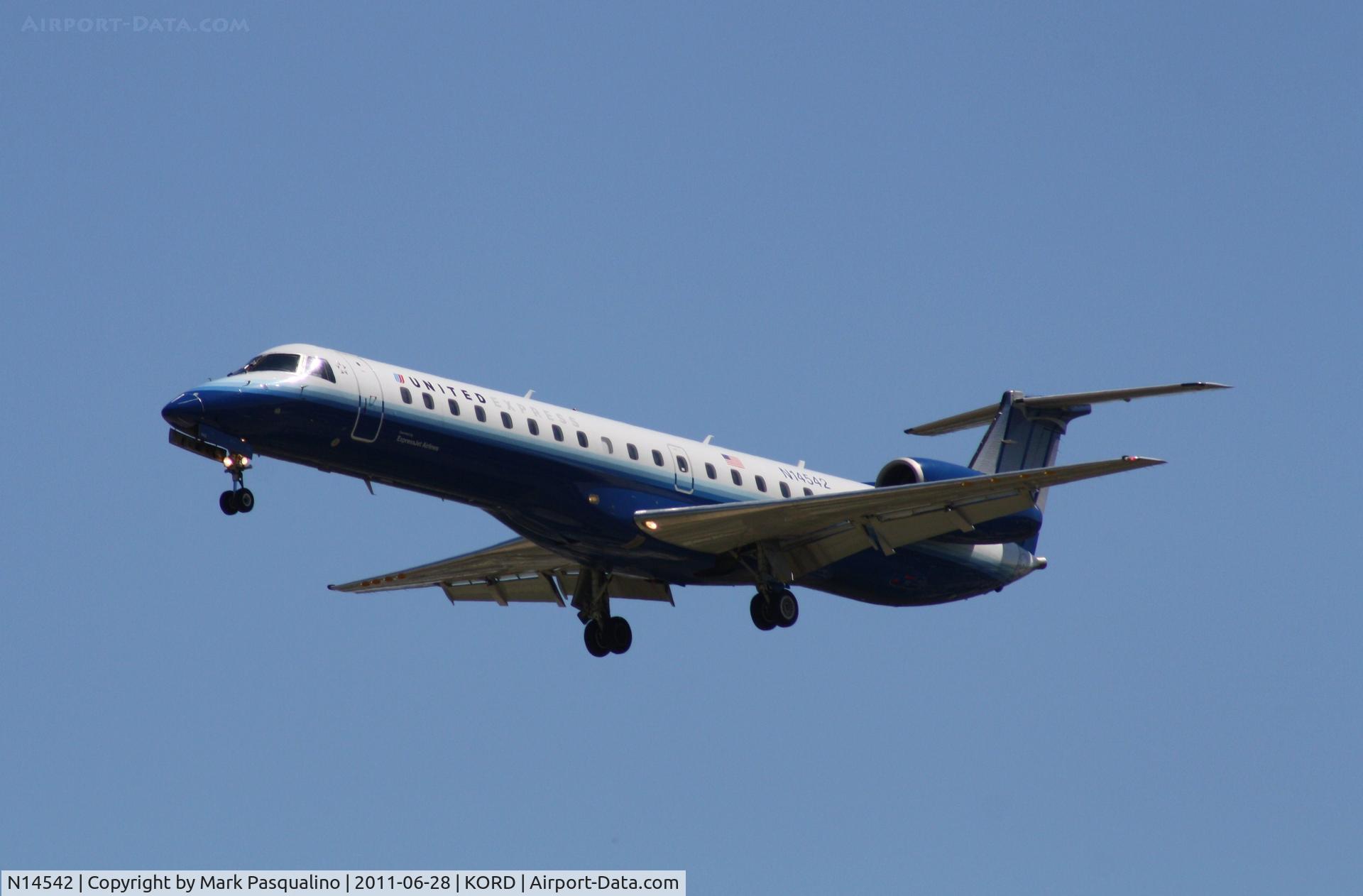 N14542, 2001 Embraer ERJ-145LR (EMB-145LR) C/N 145547, EMB-145LR