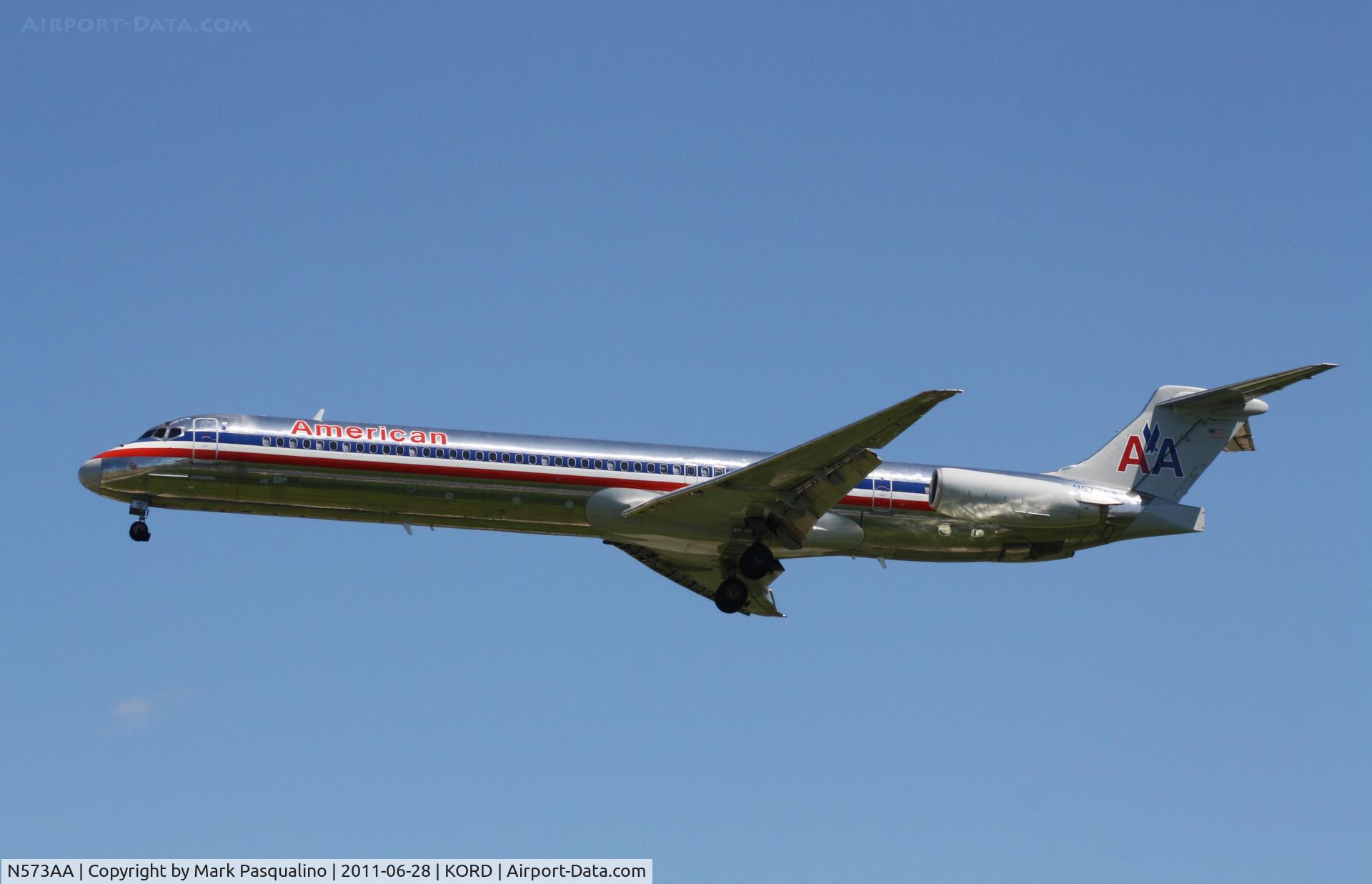 N573AA, 1991 McDonnell Douglas MD-82 (DC-9-82) C/N 53092, MD-82