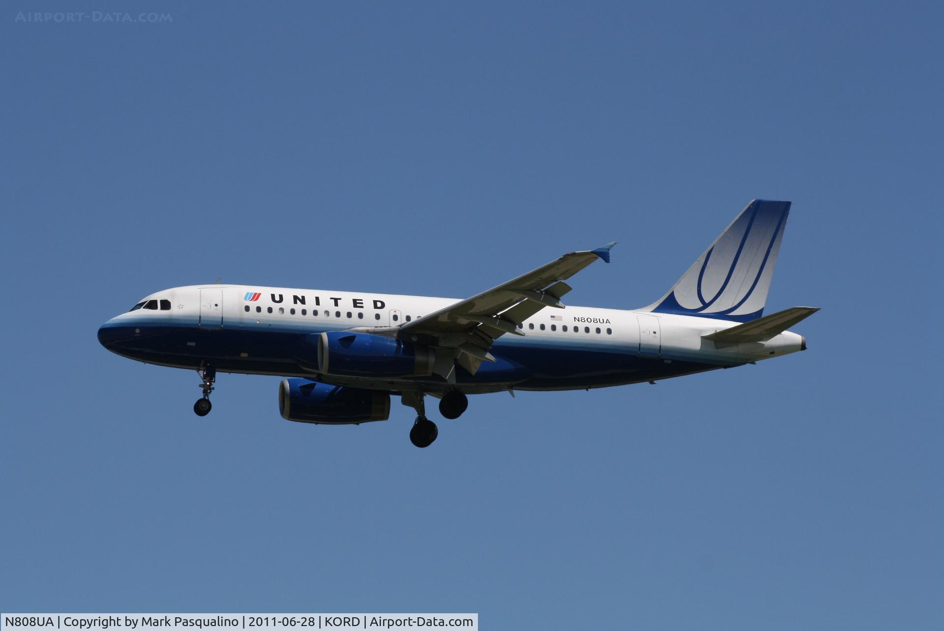 N808UA, 1998 Airbus A319-131 C/N 804, Airbus A319