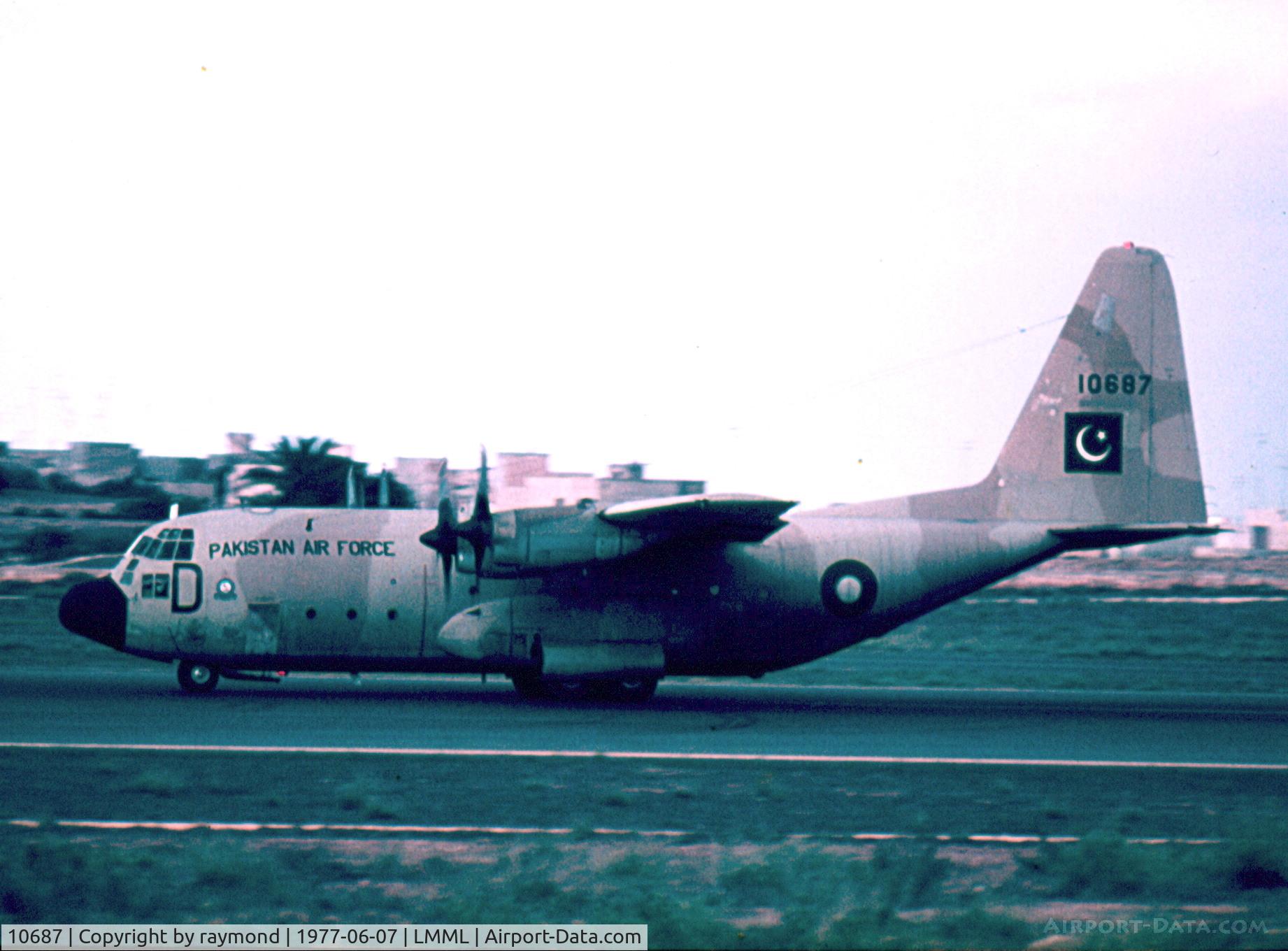 10687, Lockheed C-130E Hercules C/N 382-4117, C130E Hercules 10687/D Pakistan Air Force