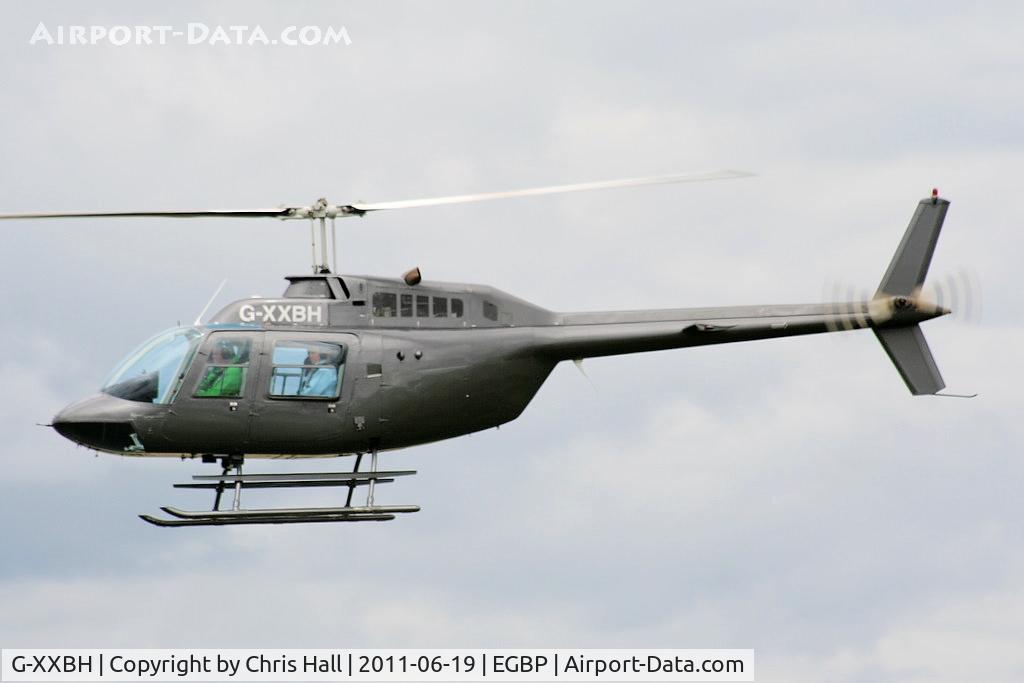 G-XXBH, 1980 Agusta AB-206B-3 JetRanger III C/N 8596, conducting pleasure flights at the Cotswold Airshow