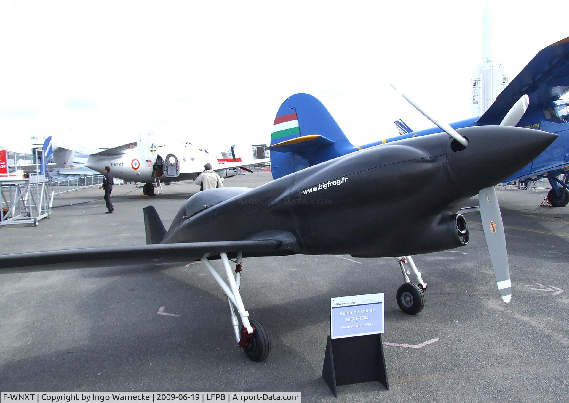 F-WNXT, 2010 MAS Events Nemesis NXT C/N 010, Nemesis NXT 'Big Frog' - still unfinished and unmarked - at the Aerosalon 2009, Paris