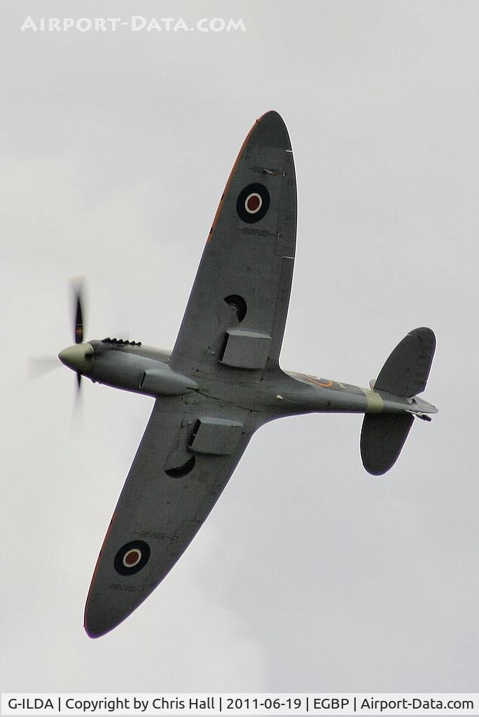 G-ILDA, 1944 Supermarine 509 Spitfire TR.IXc C/N CBAF.10164, displaying at the Cotswold Airshow 2011