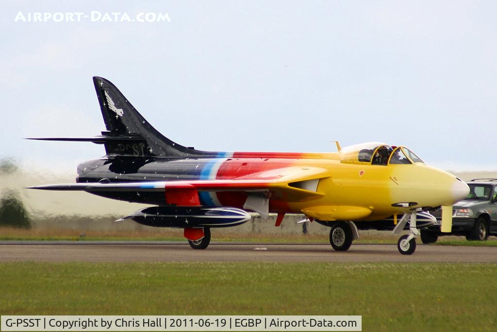 G-PSST, 1959 Hawker Hunter F.58A C/N HABL-003115, 'Miss demeamour' taxiing in after its solo display at the Cotswold Airshow
