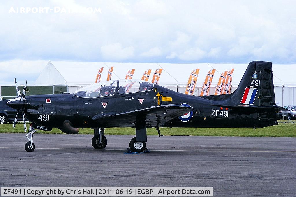 ZF491, 1992 Short S-312 Tucano T1 C/N S152/T123, on static display at the Cotswold Airshow