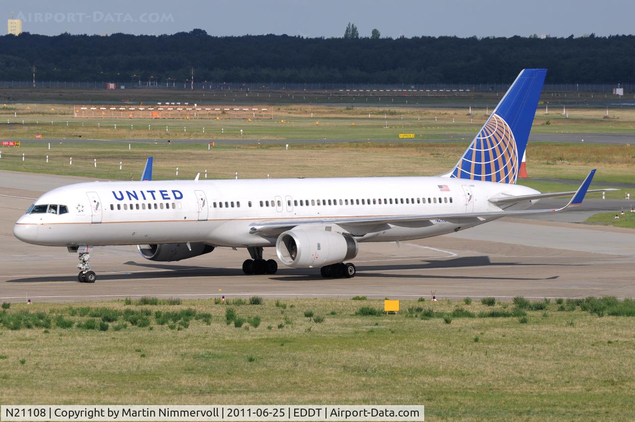 N21108, 1994 Boeing 757-224 C/N 27298, United Airlines