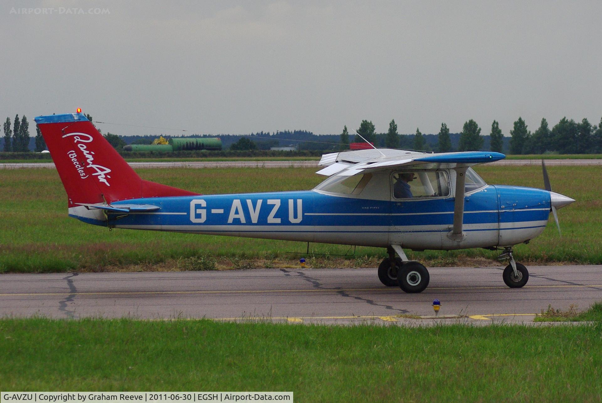 G-AVZU, 1967 Reims F150H C/N 0283, Getting ready to depart.