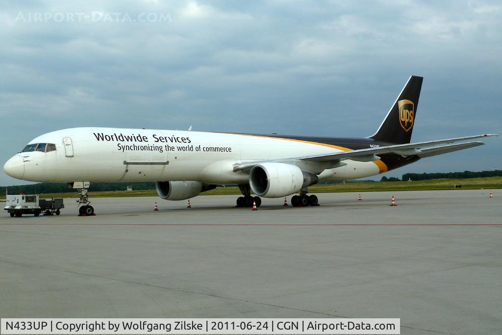 N433UP, 1993 Boeing 757-24APF C/N 25464, visitor