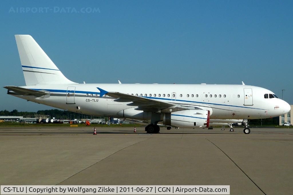 CS-TLU, 2000 Airbus ACJ319 (A319-133/CJ) C/N 1256, visitor