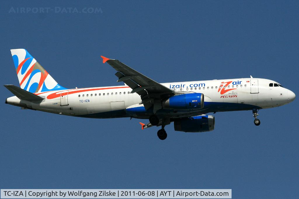 TC-IZA, 2003 Airbus A320-233 C/N 2118, visitor