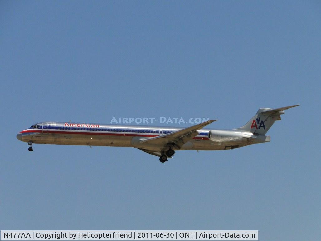 N477AA, 1988 McDonnell Douglas MD-82 (DC-9-82) C/N 49652, On final to runway 26