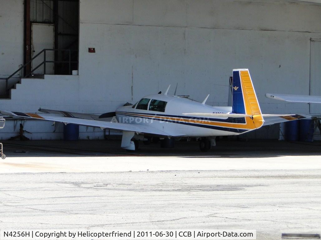 N4256H, 1978 Mooney M20J 201 C/N 24-0685, Parked in a stall at Foothill Aircraft Sales & Service