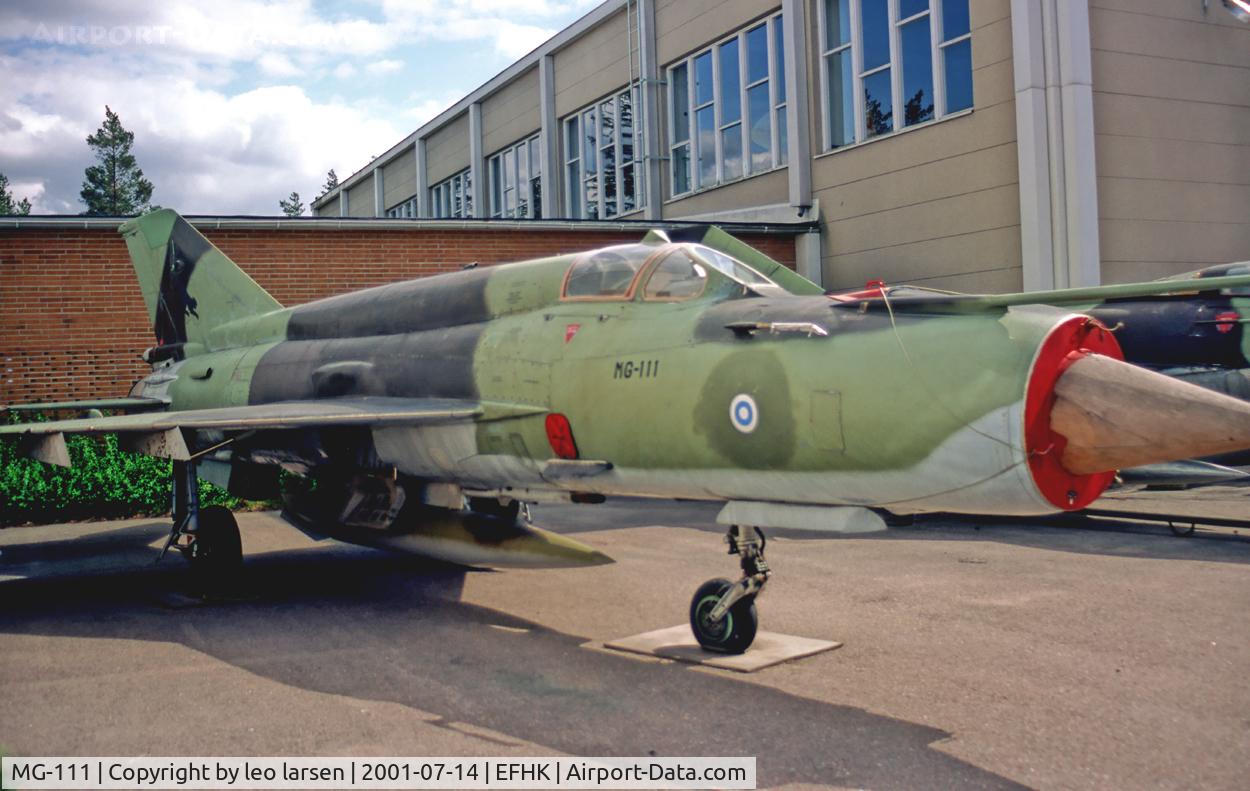 MG-111, Mikoyan-Gurevich MiG-21Bis C/N 75064540, MIG-21bis MG-111 
Finlands Aircraftmuseum Helsinki 14.5.01
