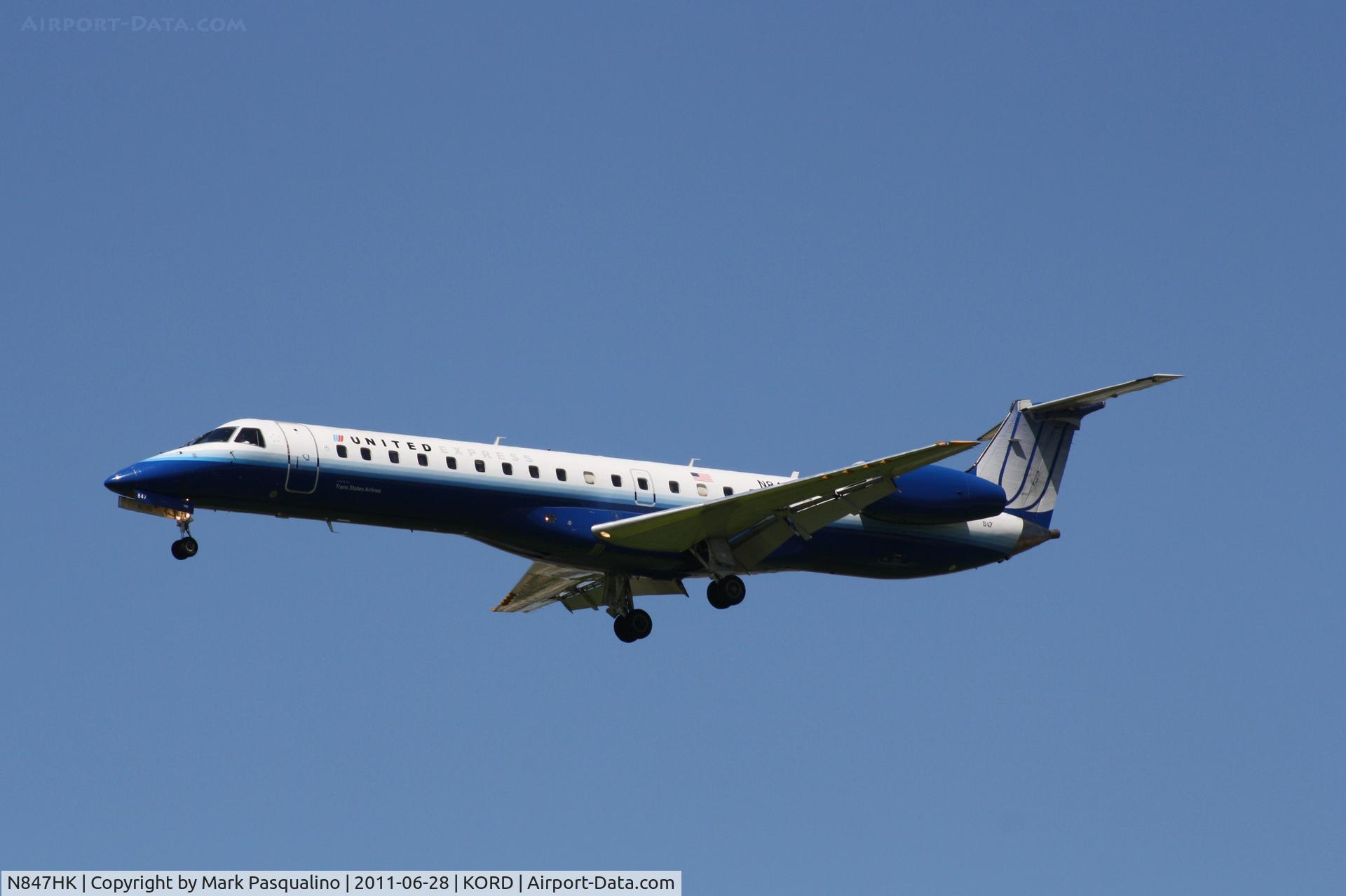 N847HK, 2004 Embraer ERJ-145LR (EMB-145LR) C/N 14500857, EMB-145LR