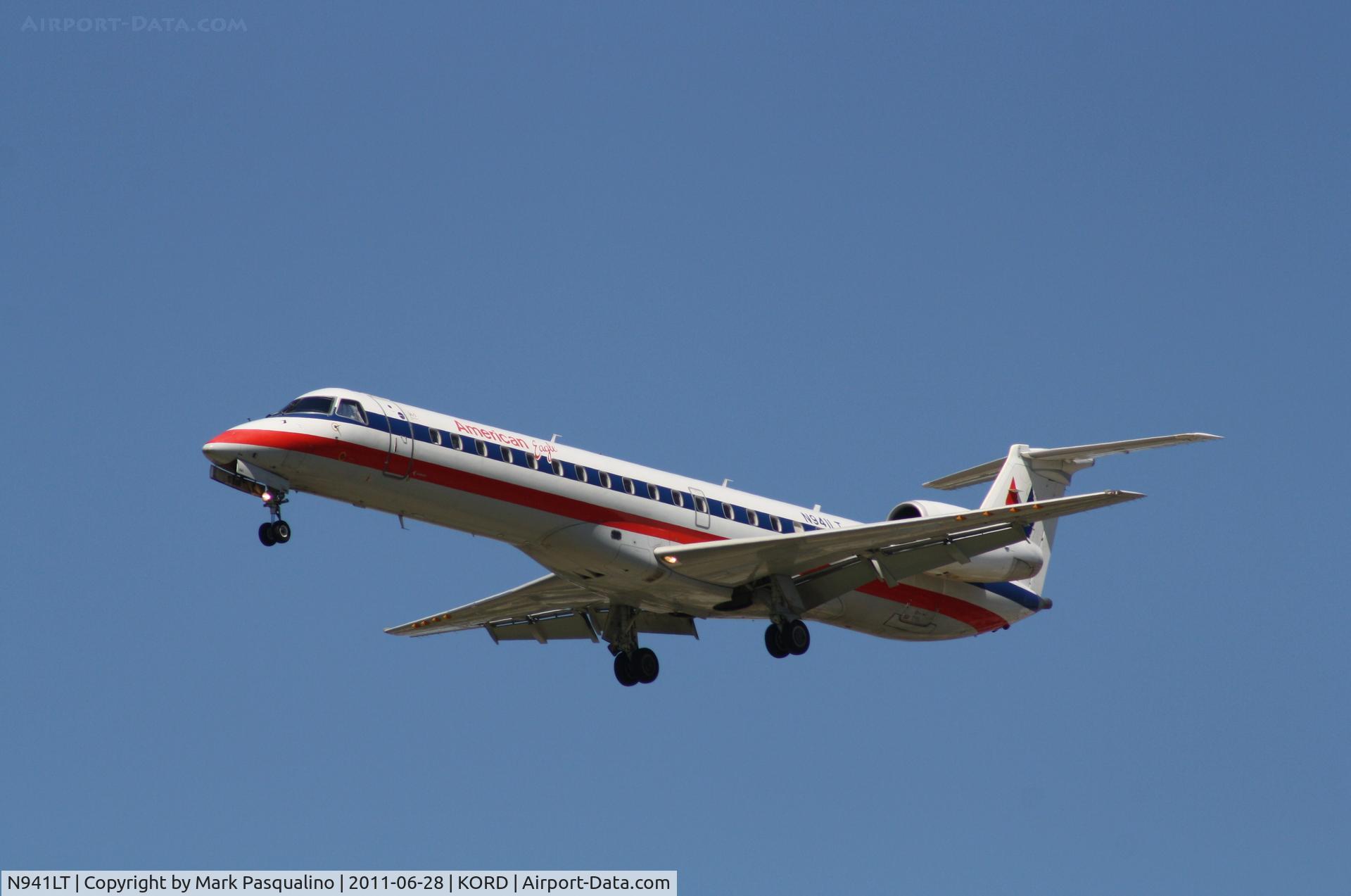 N941LT, 2005 Embraer ERJ-145LR (EMB-145LR) C/N 14500926, EMB-145LR
