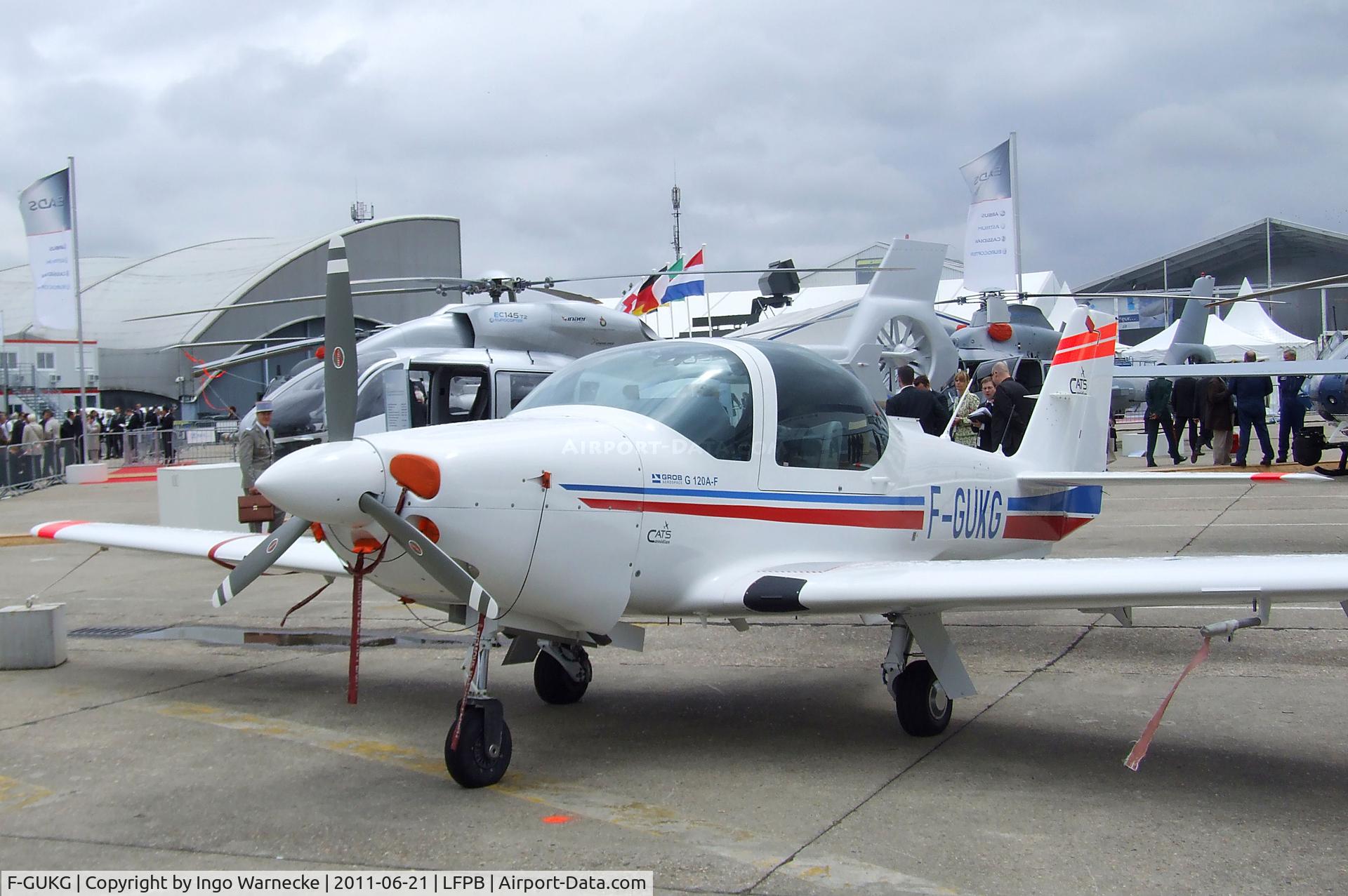 F-GUKG, Grob G-120A-F C/N 85041, Grob G.120A-F at the Aerosalon 2011, Paris