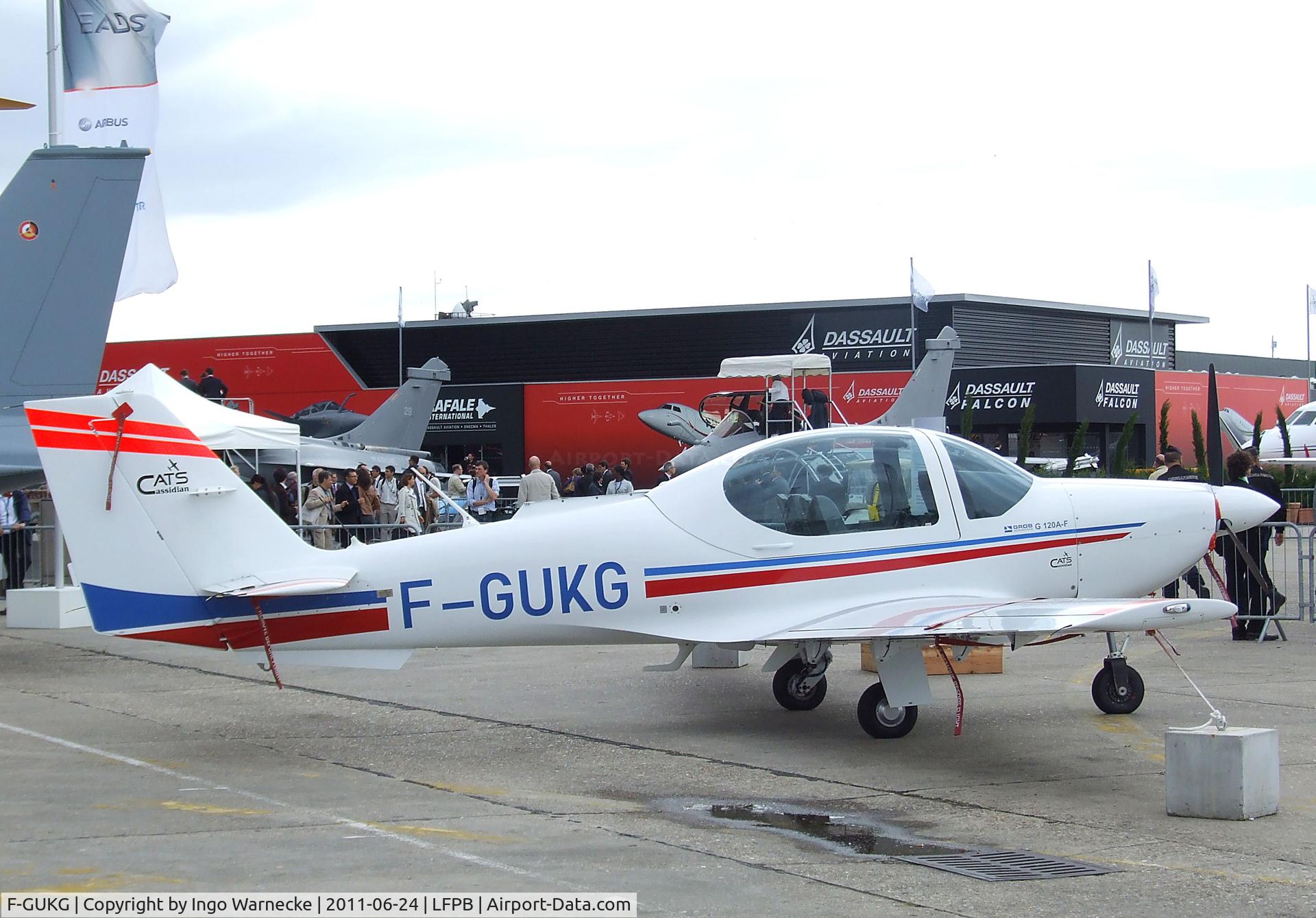 F-GUKG, Grob G-120A-F C/N 85041, Grob G.120A-F at the Aerosalon 2011, Paris