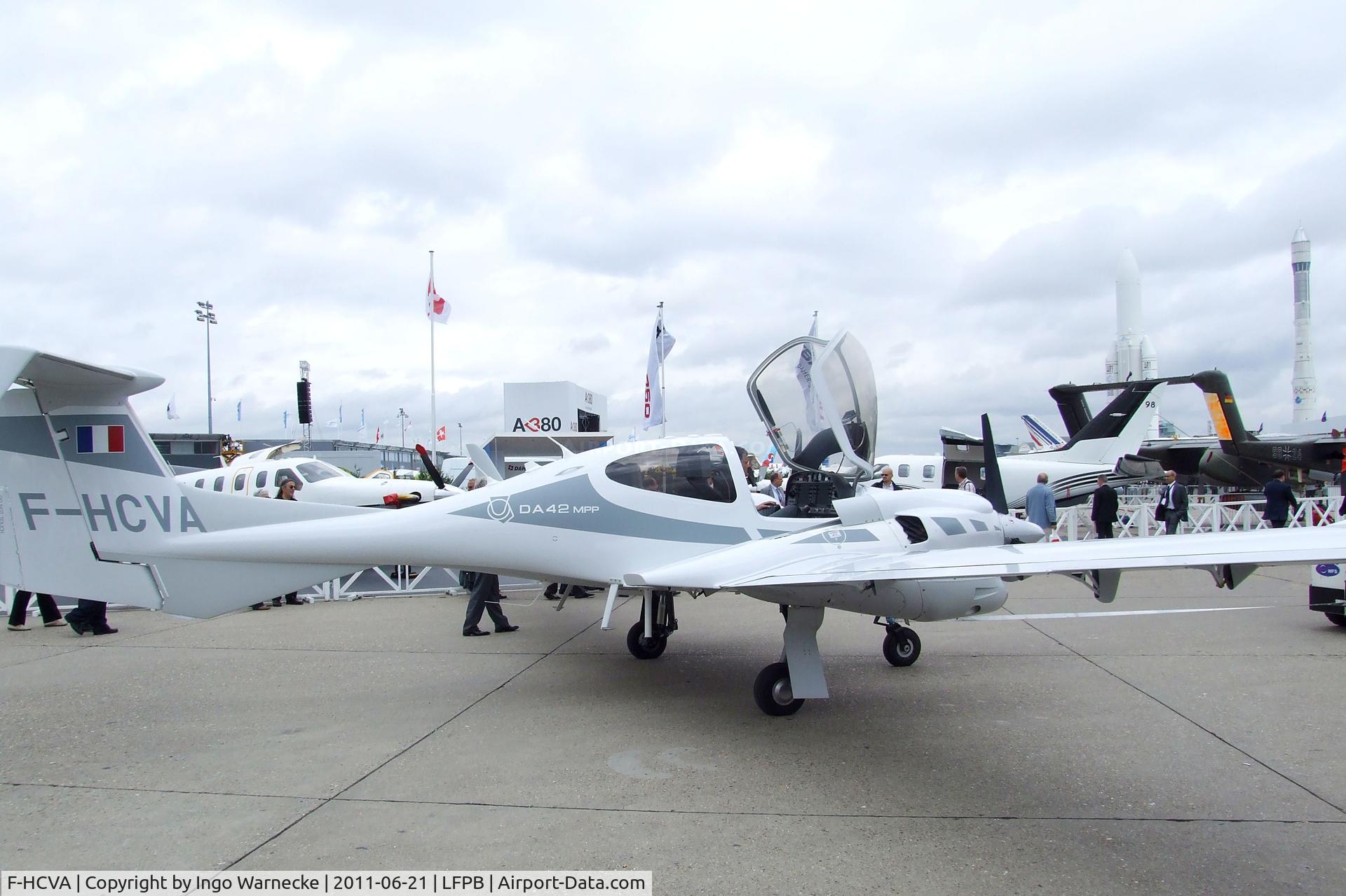 F-HCVA, Diamond DA-42MPP Twin Star C/N 42.007, Diamond DA-42 MPP at the Aerosalon 2011, Paris