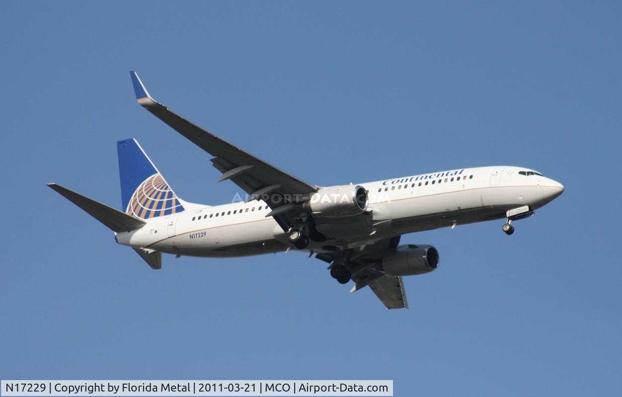 N17229, 1999 Boeing 737-824 C/N 28793, Continental 737-800
