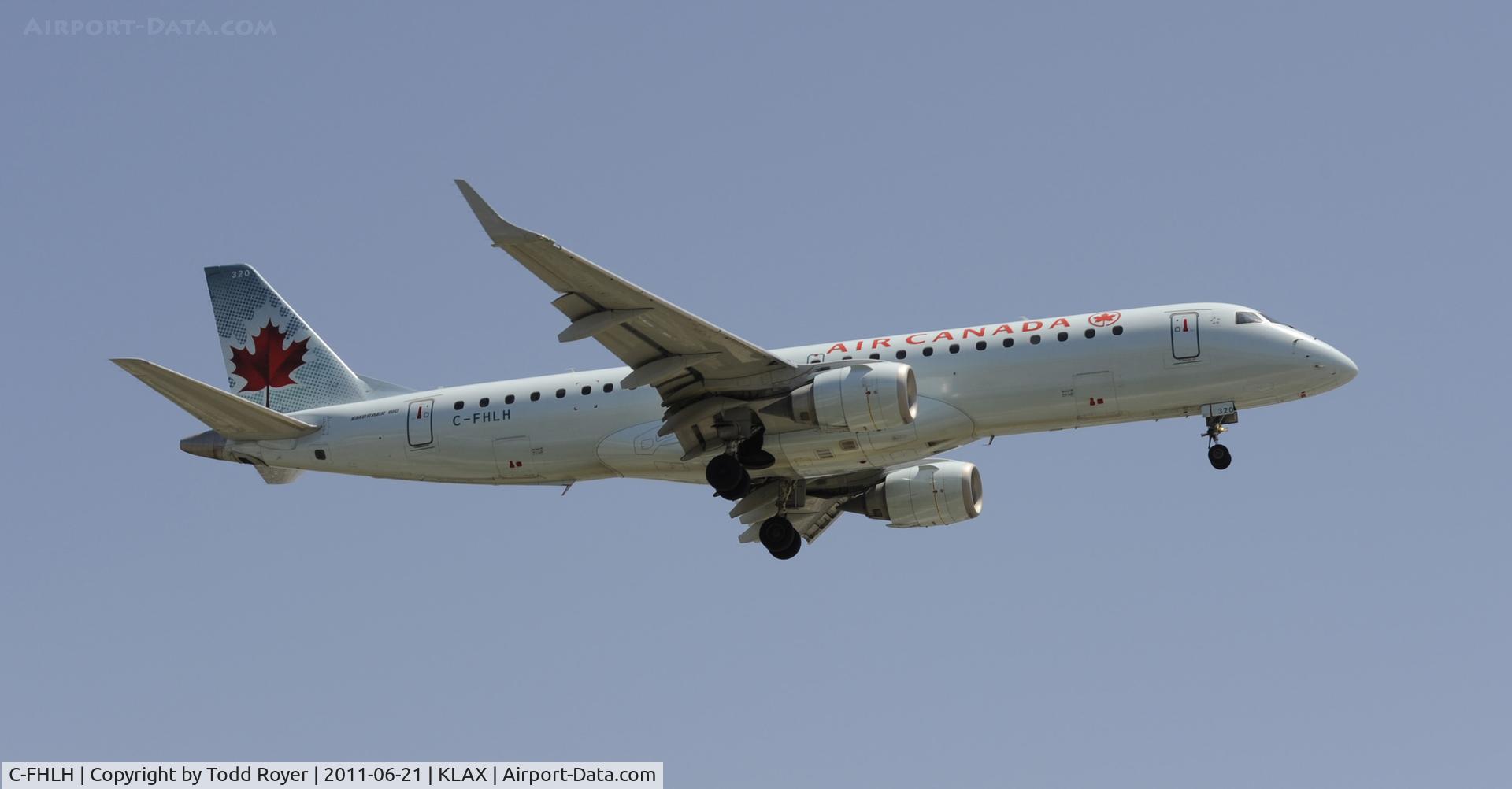 C-FHLH, 2007 Embraer 190AR (ERJ-190-100IGW) C/N 19000068, Landing at LAX