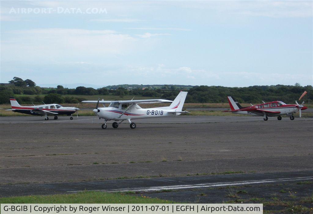 G-BGIB, 1979 Cessna 152 C/N 152-82161, Arriving at Swansea Airport.