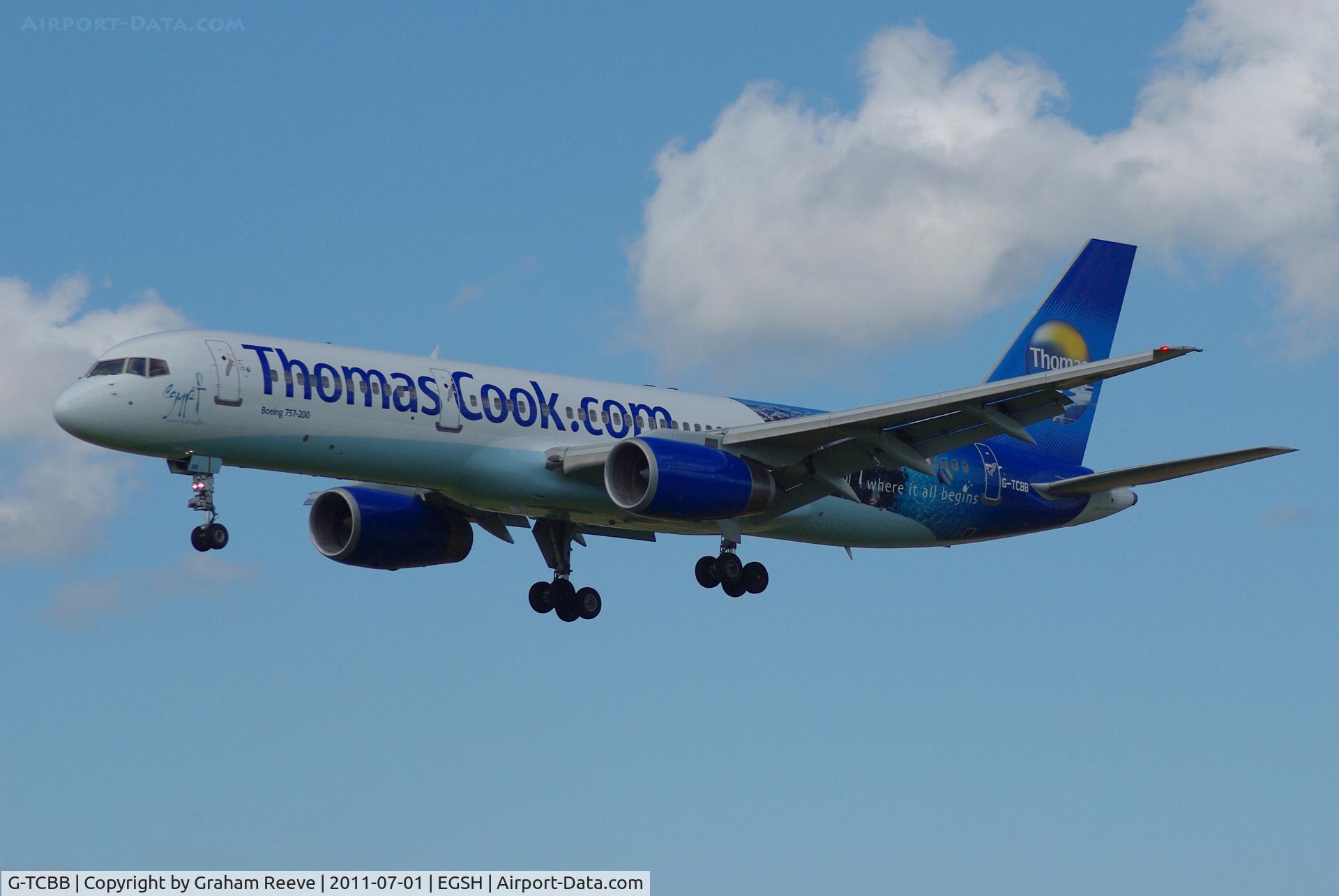 G-TCBB, 1999 Boeing 757-236 C/N 29945, About to touch down.
