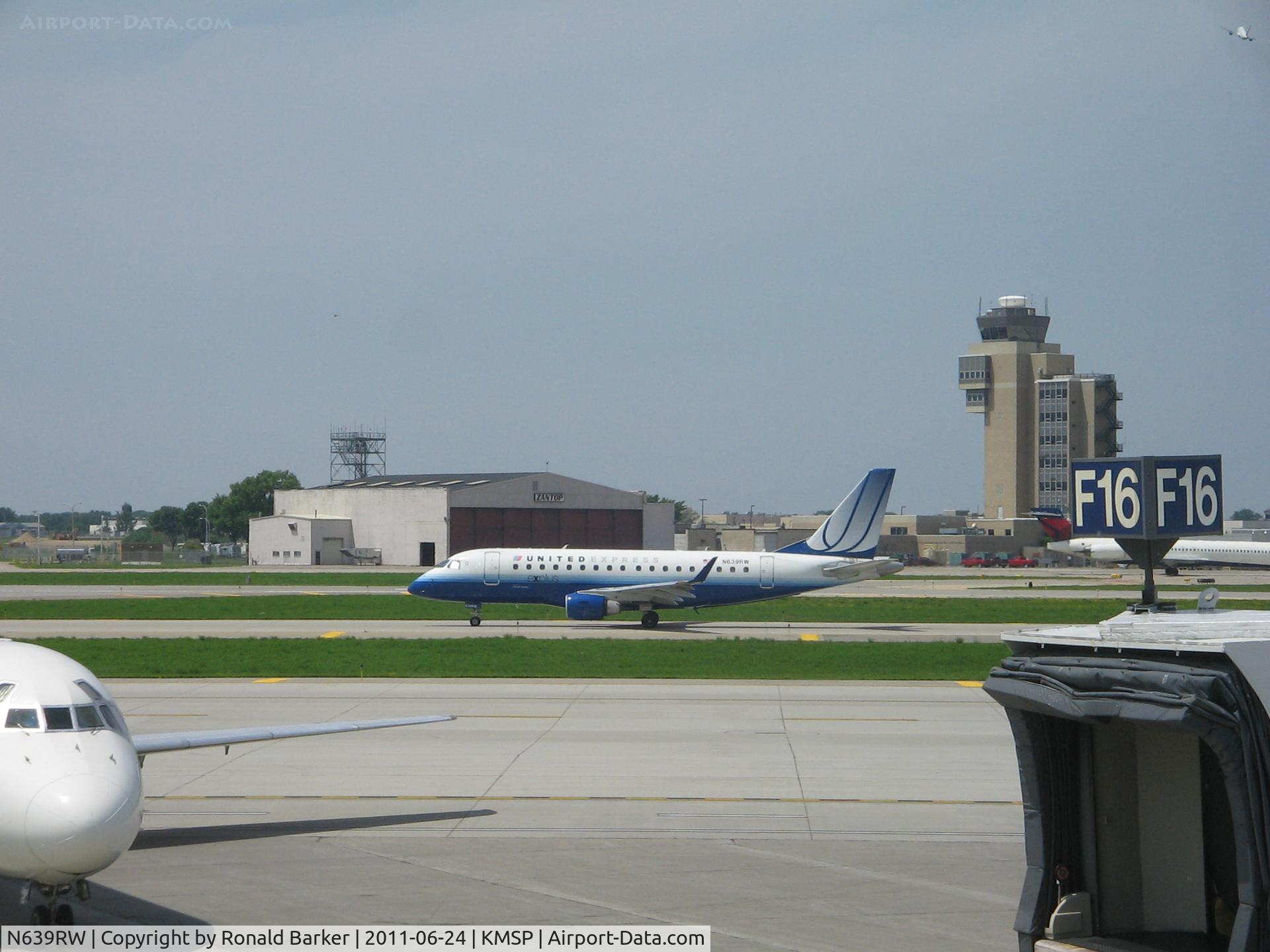 N639RW, 2004 Embraer 170SE (ERJ-170-100SE) C/N 17000057, MN-St Paul