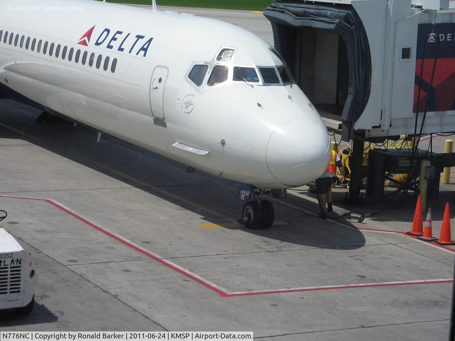 N776NC, 1979 McDonnell Douglas DC-9-51 C/N 47786, MN-St Paul