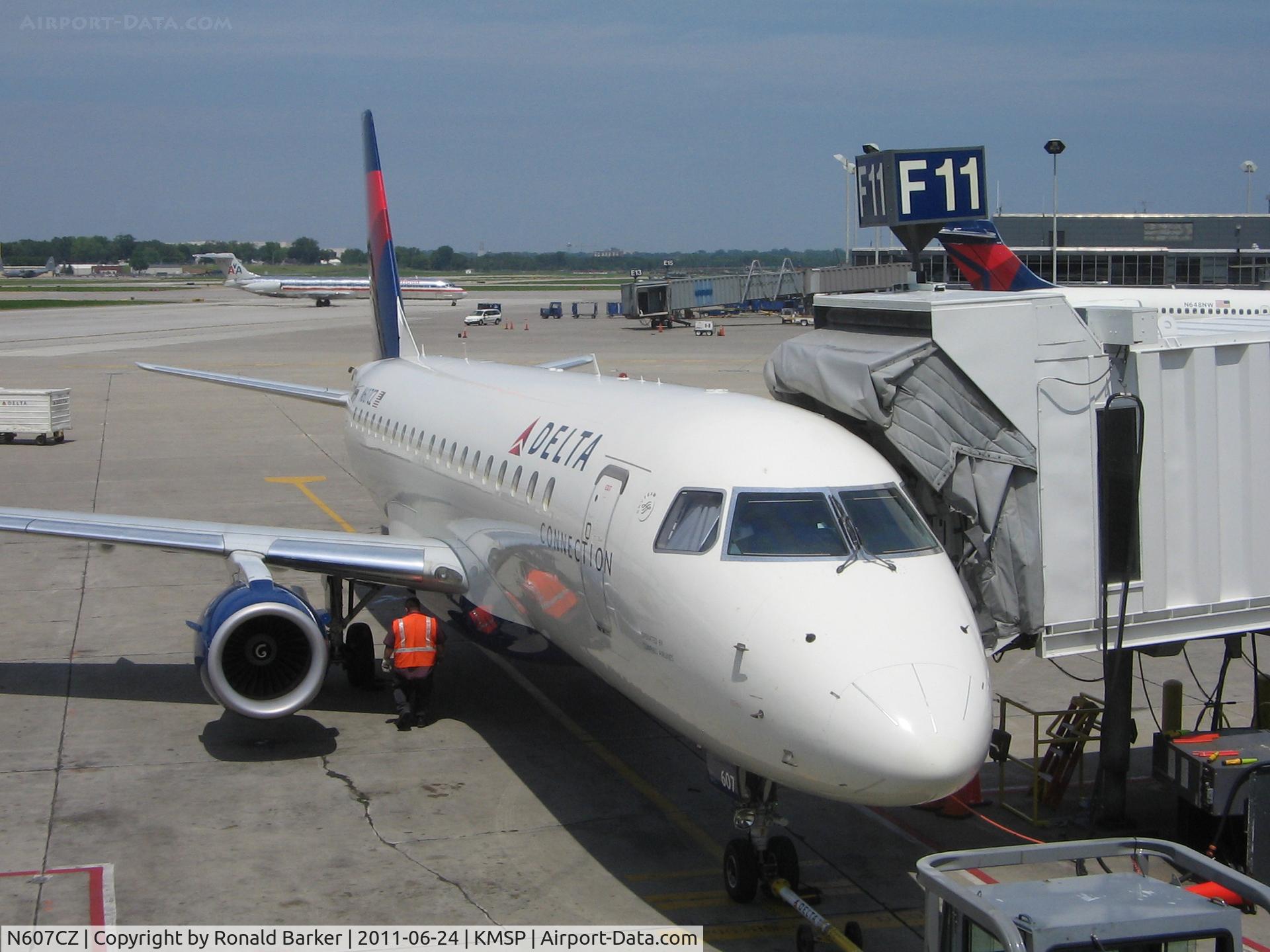 N607CZ, 2007 Embraer 170SU (ERJ-170-100SU) C/N 17000192, MN-St Paul