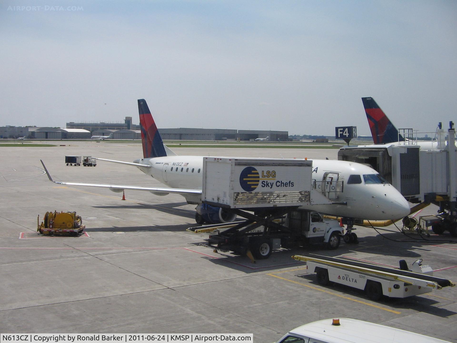 N613CZ, 2008 Embraer 175LR (ERJ-170-200LR) C/N 17000203, MSP to RIC