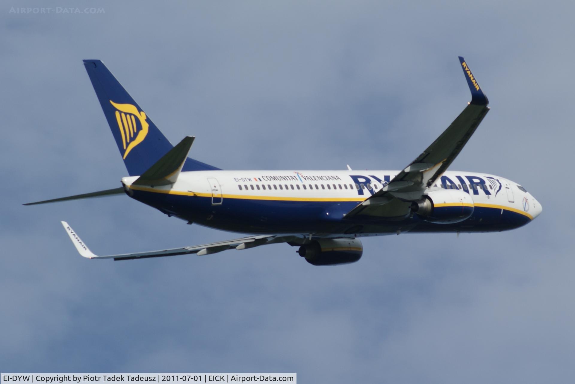 EI-DYW, 2008 Boeing 737-8AS C/N 33635, Cork.
