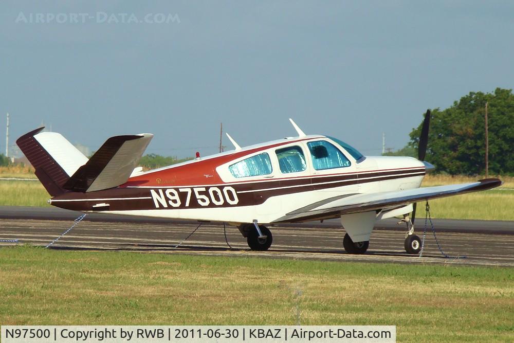 N97500, 1966 Beech V35 Bonanza C/N D-8083, Parked at New Braunfels, Texas