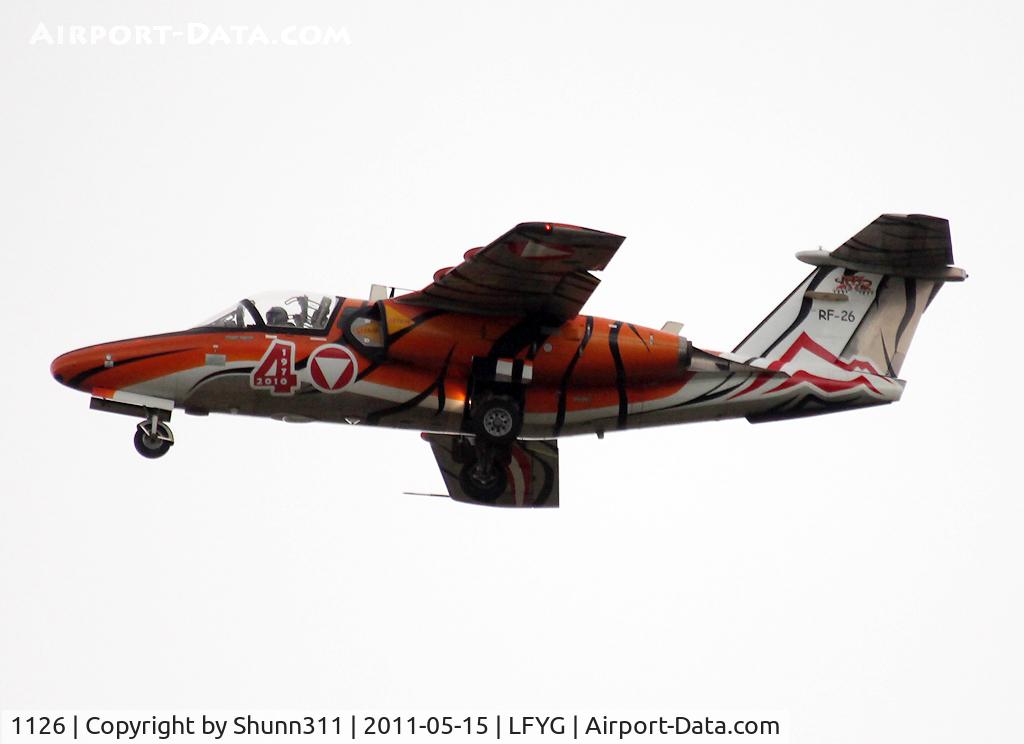 1126, Saab 105OE C/N 105426, During LFYG Airshow 2011
