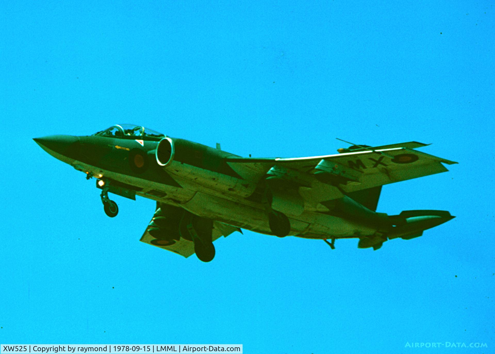XW525, 1970 Blackburn Buccaneer S.2B C/N B3-01-69, Buccaneer XW525 15Sqd RAF