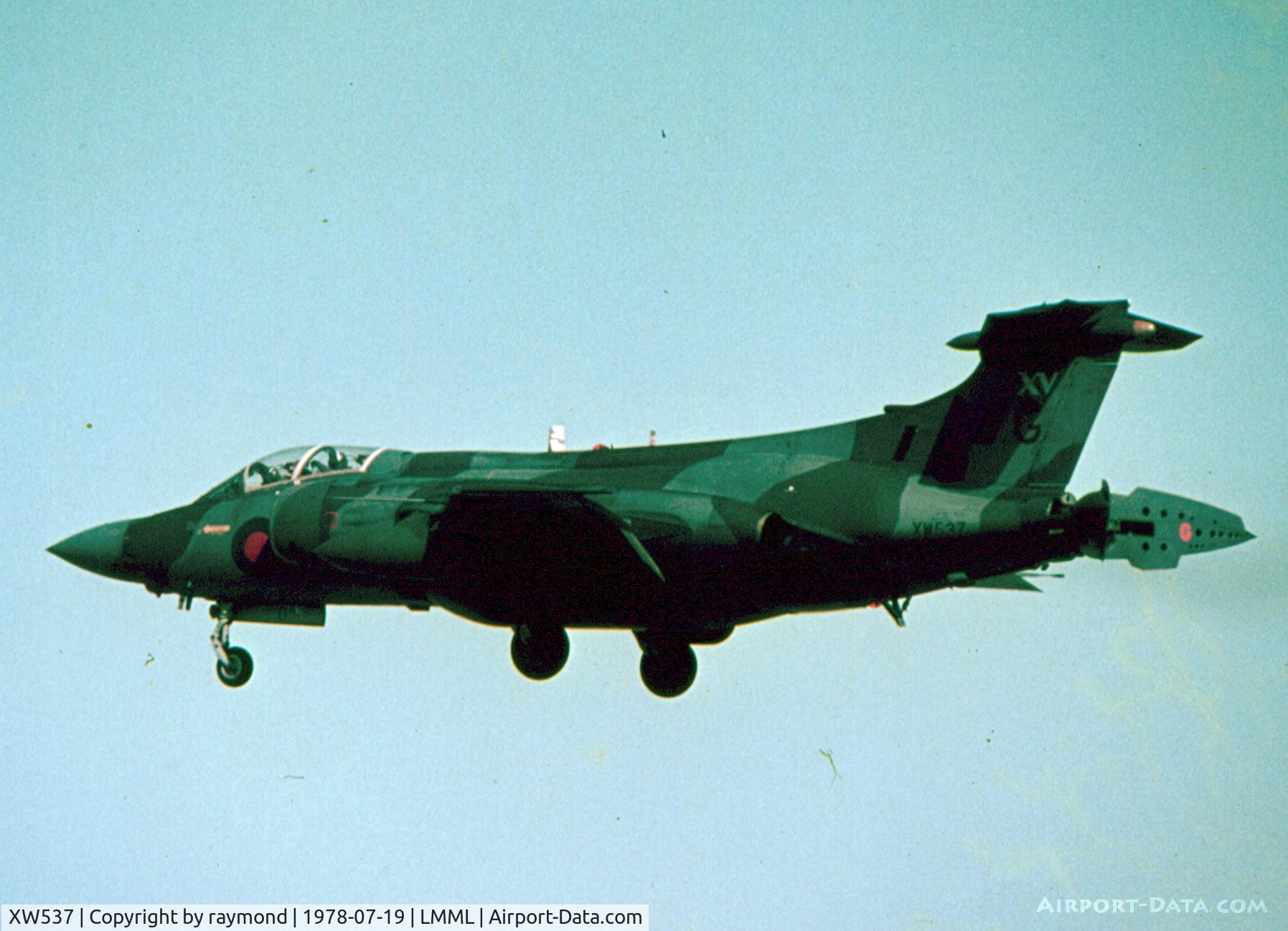 XW537, 1971 Hawker Siddeley Buccaneer S.2B C/N B3-06-70, Buccaneer XW537/G 15Sqd RAF