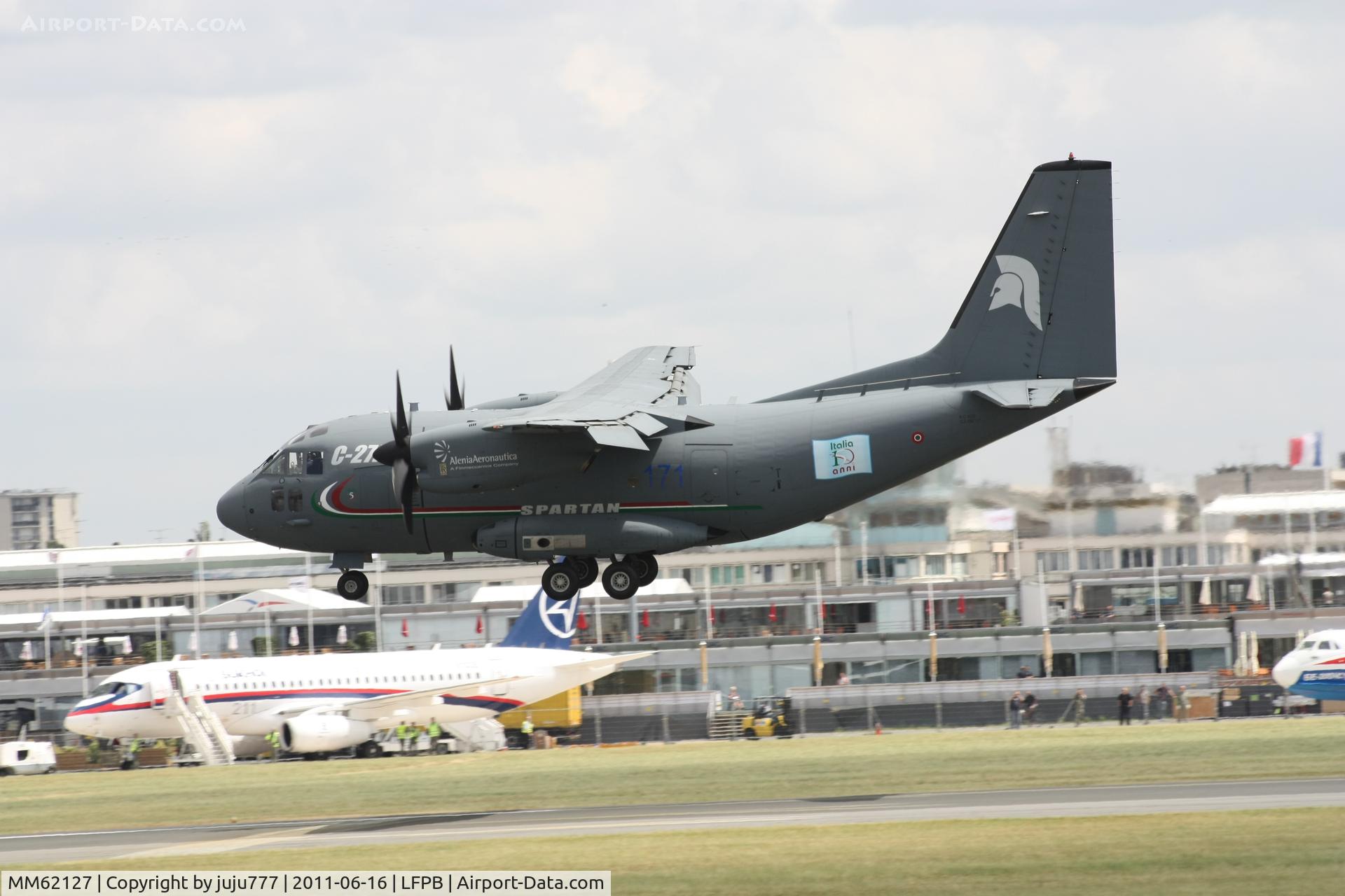 MM62127, 1980 Alenia C-27J Spartan C/N 4033, on training for SIAE 2011