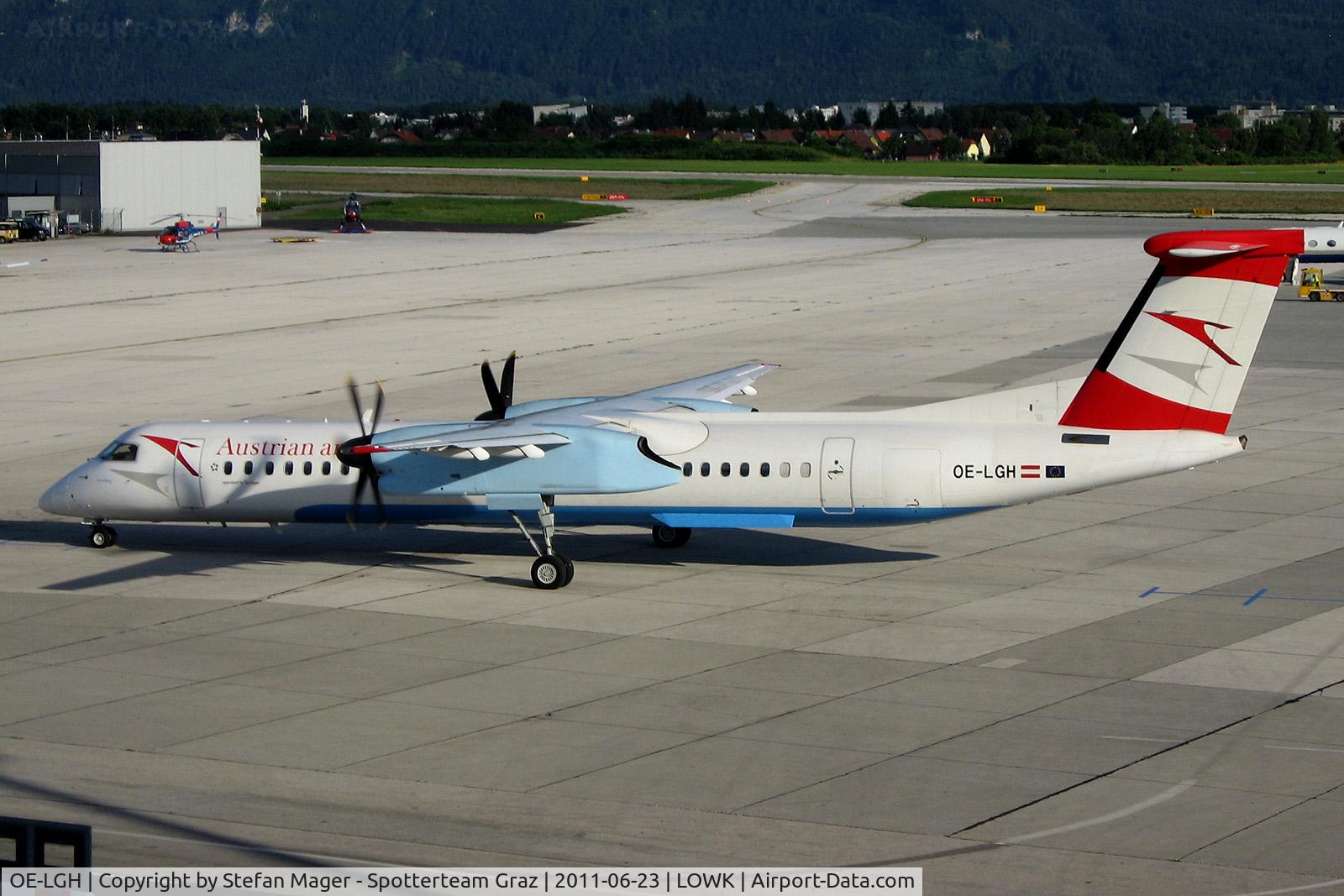 OE-LGH, 2002 De Havilland Canada DHC-8-402Q Dash 8 C/N 4075, Klagenfurt Airport