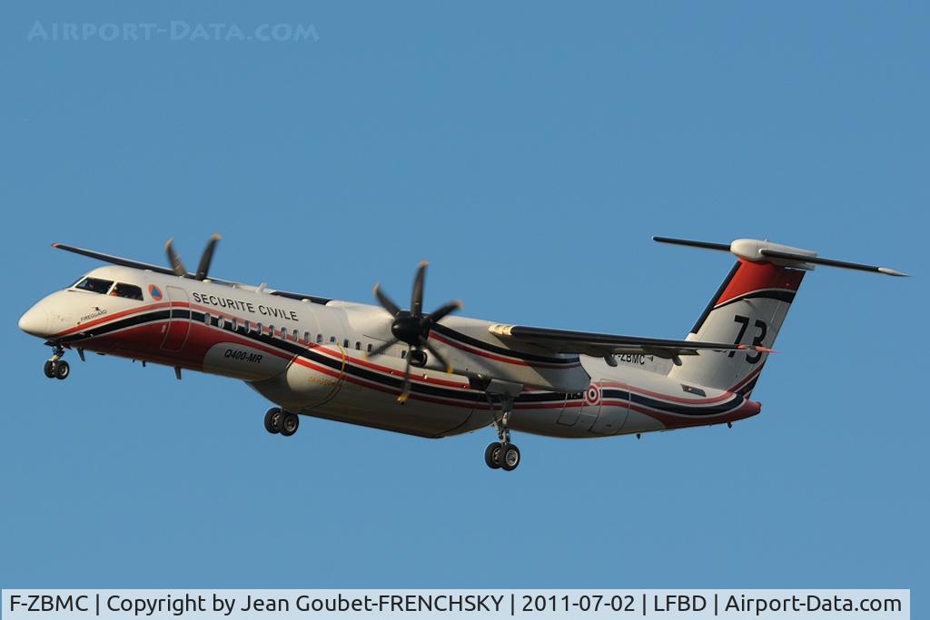 F-ZBMC, 2001 De Havilland Canada DHC-8-402Q-MR Dash 8 C/N 4040, MILAN 73 de retour incendie Lacanau, en finale 29