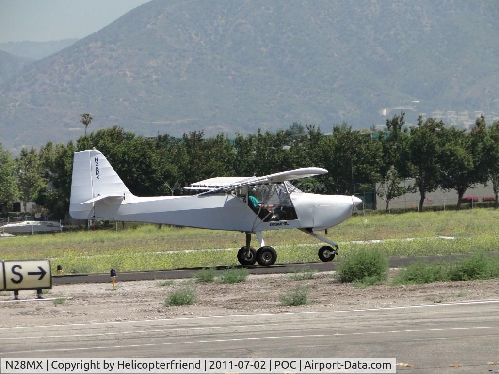 N28MX, 2010 Kitfox Aircraft Super Sport C/N 001, Taxiing eastbound on taxiway Sierra towards runway 26L
