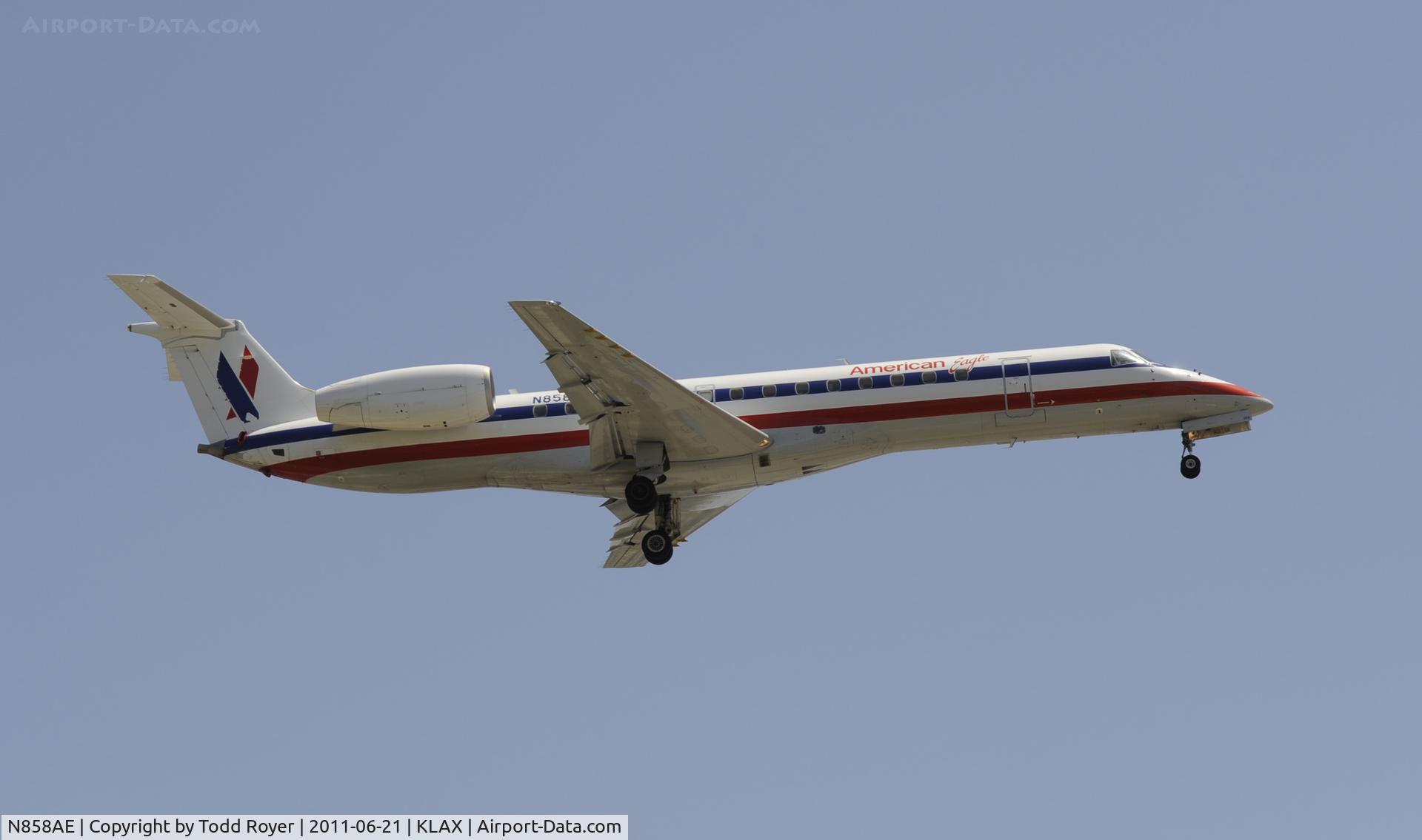 N858AE, 2003 Embraer ERJ-140LR (EMB-135KL) C/N 145754, Landing at LAX