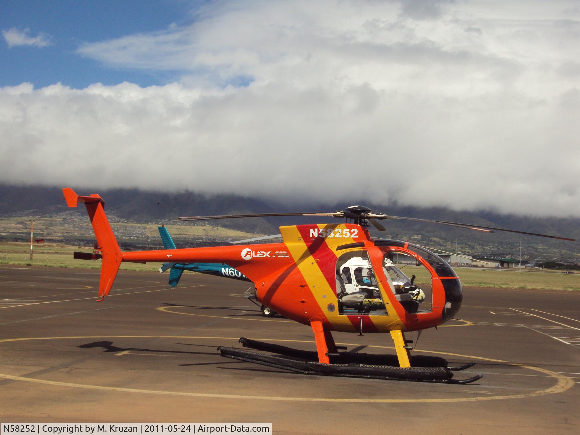 N58252, 1978 Hughes 369D C/N 1080364D, On Maui.