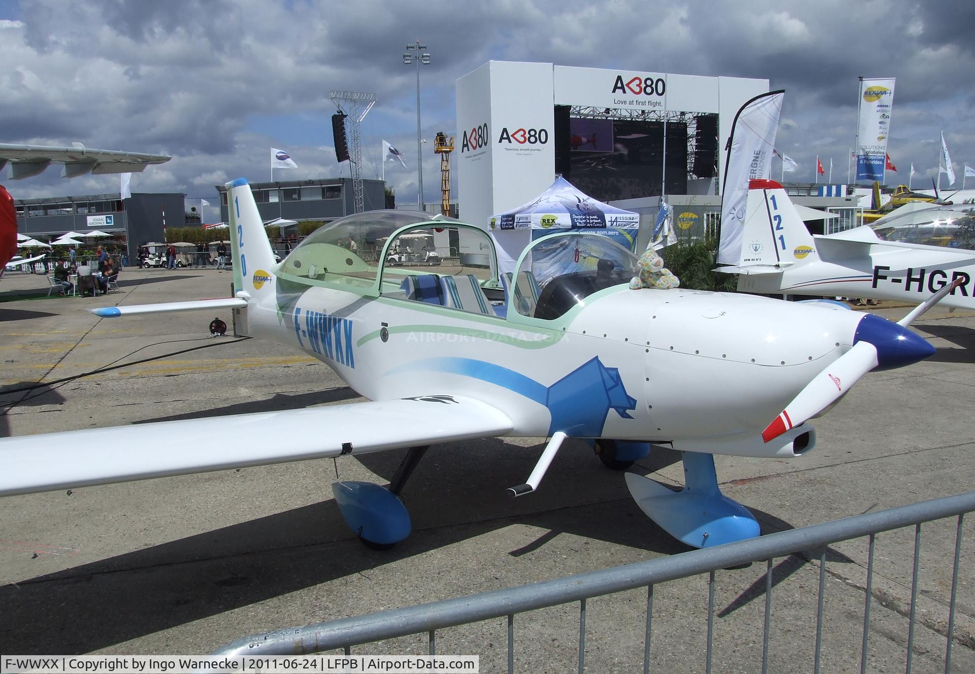 F-WWXX, Issoire APM 30 Lion C/N 1, Issoire Aviation APM-30 Lion at the Aerosalon 2011, Paris