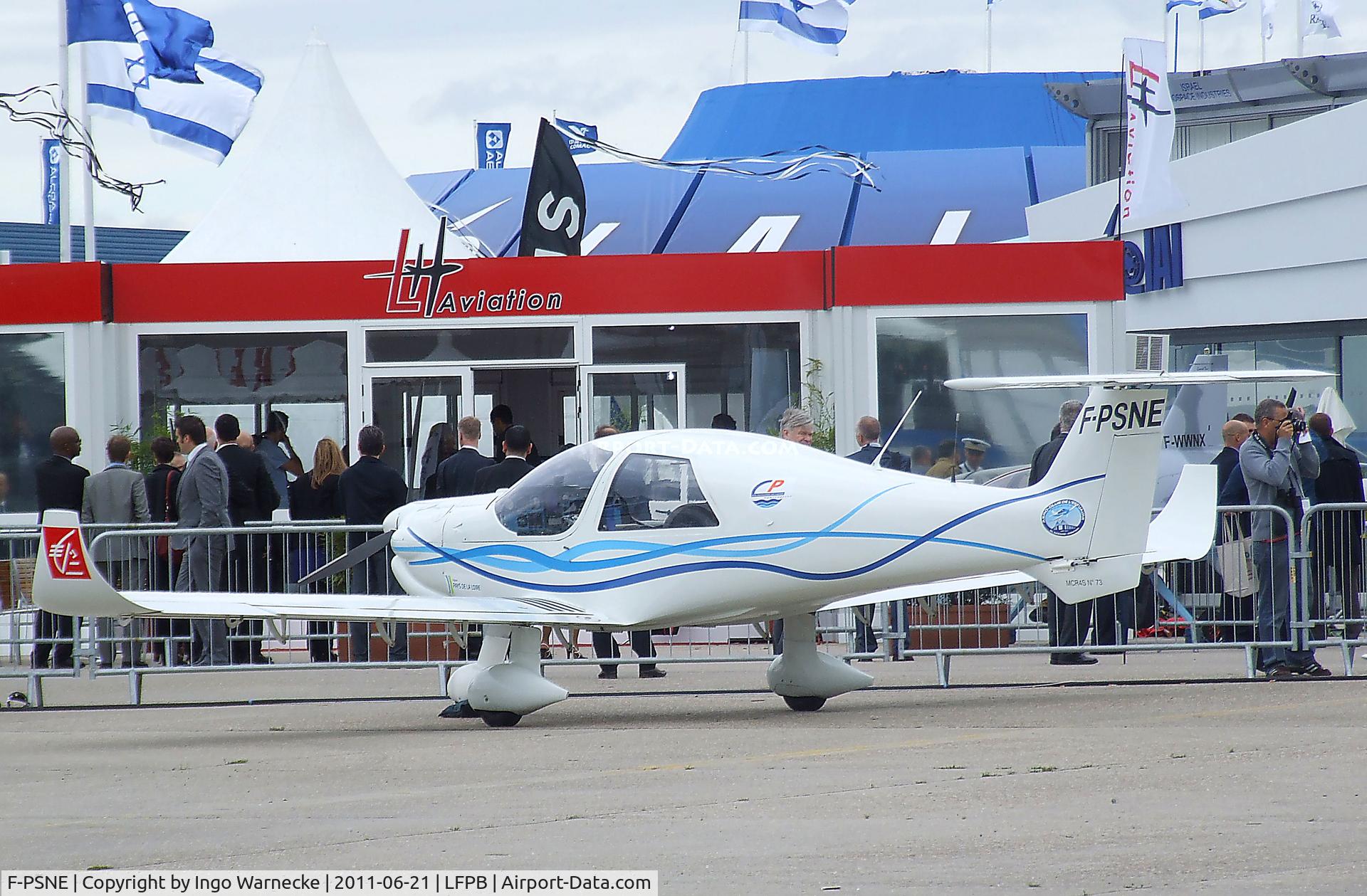 F-PSNE, Dyn'Aero MCR-4S C/N 73, Dyn Aero MCR-4S at the Aerosalon 2011, Paris