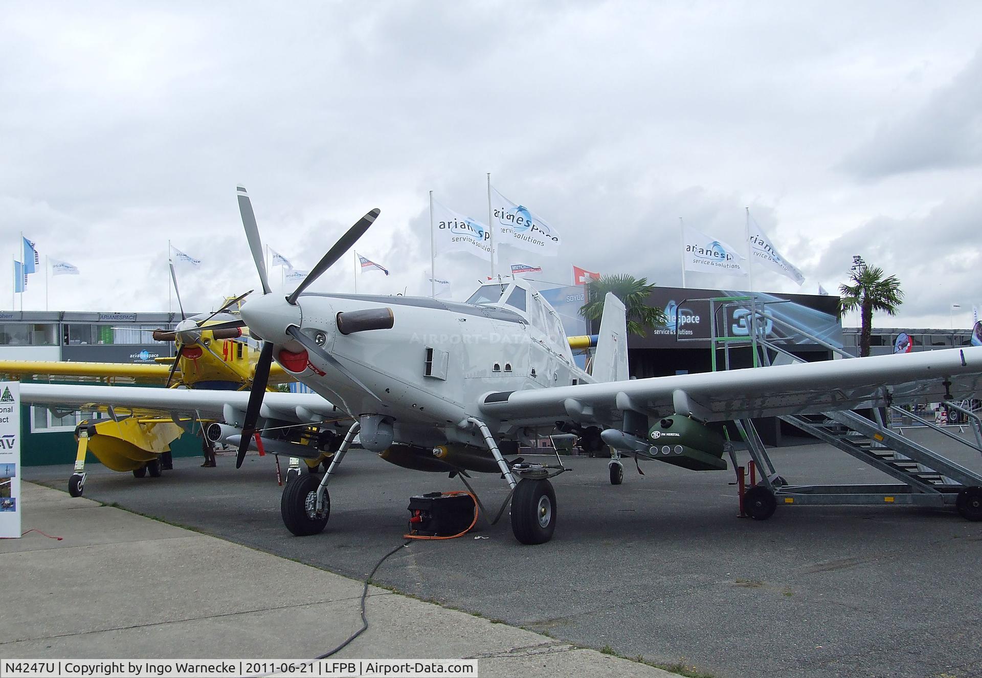 N4247U, Air Tractor AT-802 C/N 802-4001, Air Tractor AT-802U at the Aerosalon 2011, Paris