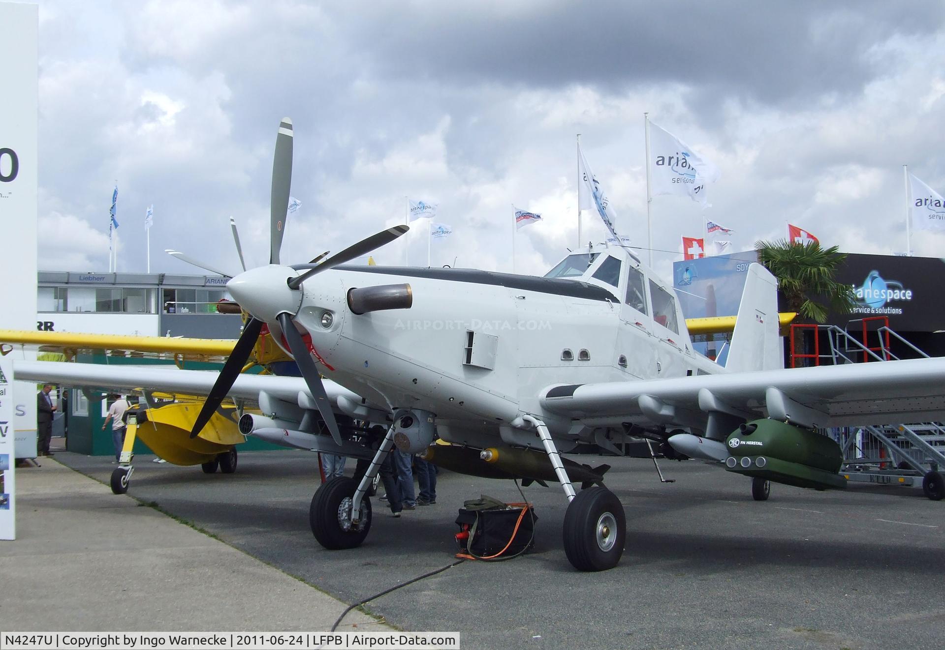 N4247U, Air Tractor AT-802 C/N 802-4001, Air Tractor AT-802U at the Aerosalon 2011, Paris