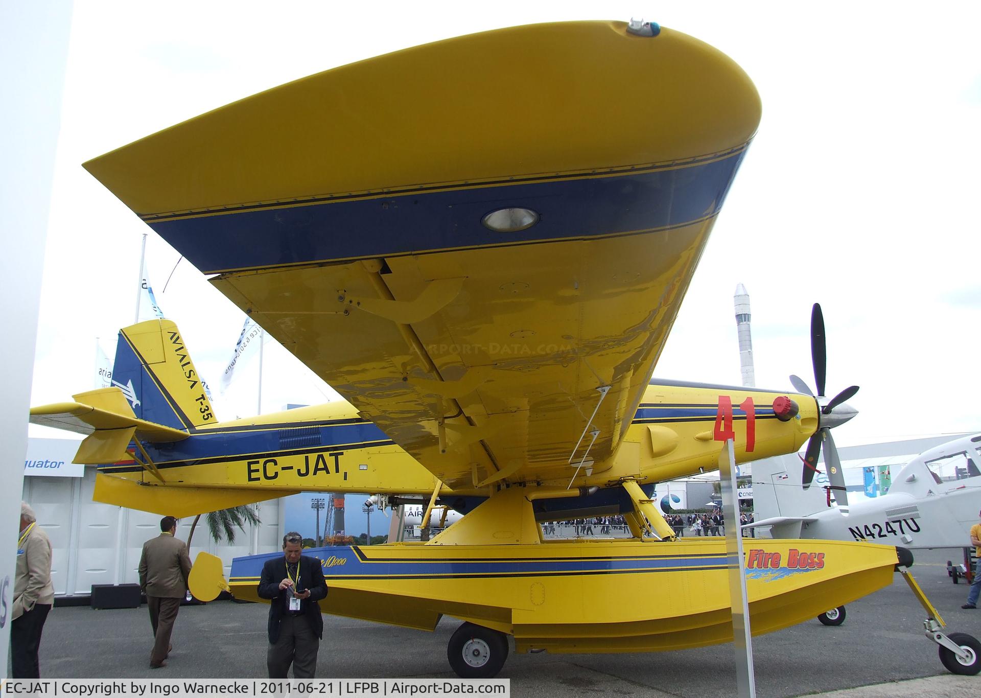 EC-JAT, Air Tractor AT-802A C/N 802A-0179, Air Tractor AT-802A Fire Boss at the Aerosalon 2011, Paris